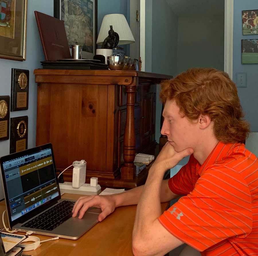 Garrett Glaeser &rsquo;21 on his laptop