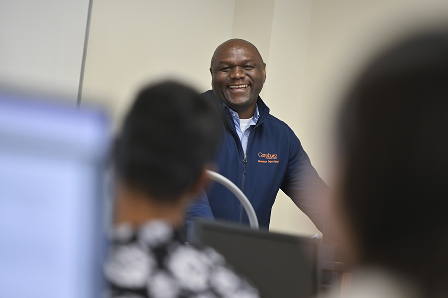 Prof. Nyiwul