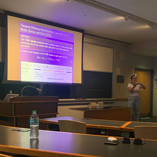 An image of Liz Callan &rsquo;26 practicing her presentation