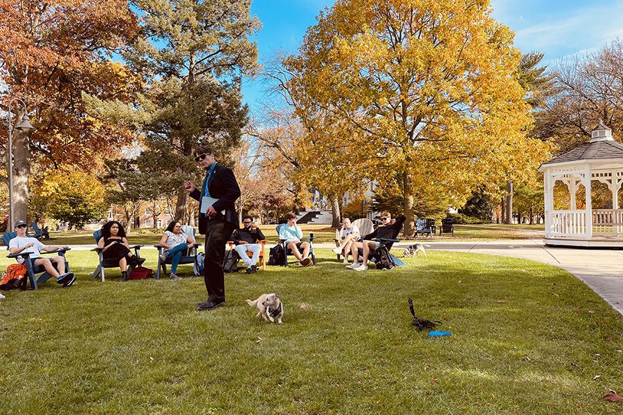 A photo of Jewish Studies Chair Stephen Jay&nbsp;Stern&nbsp;teaching a class outside